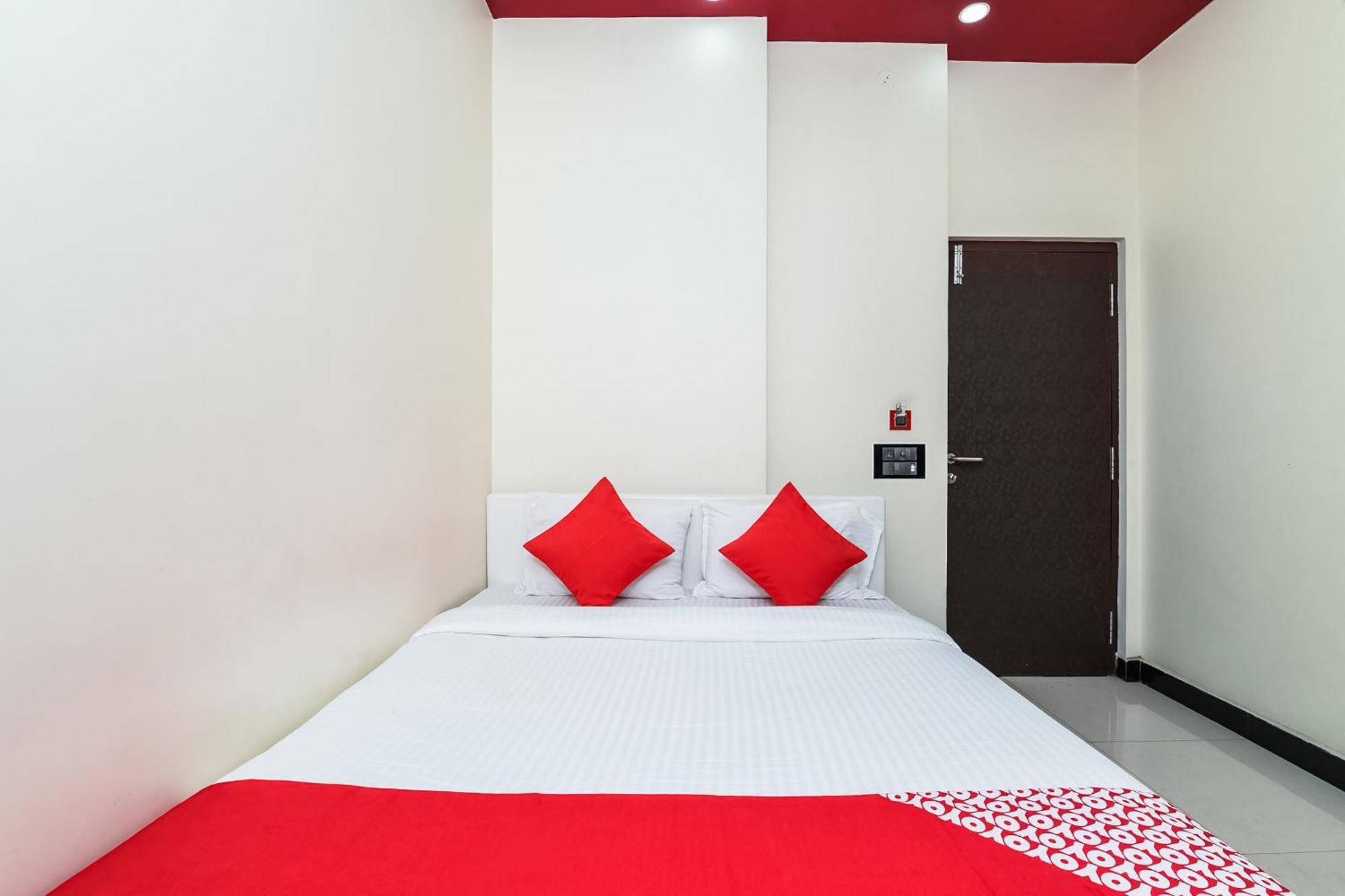 Collection O Spar Grand Hotel Visákhapatnam Kültér fotó