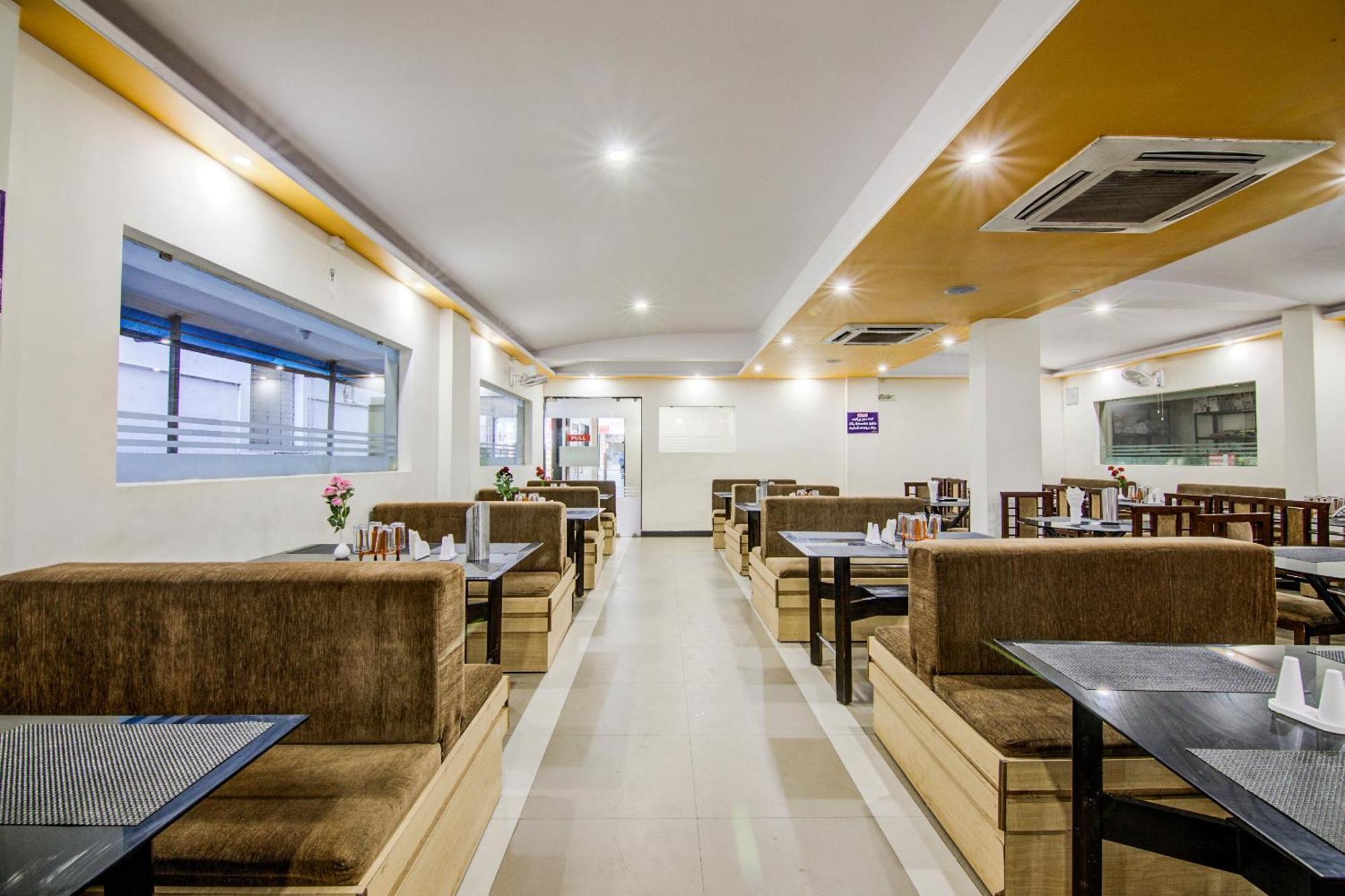 Collection O Spar Grand Hotel Visákhapatnam Kültér fotó
